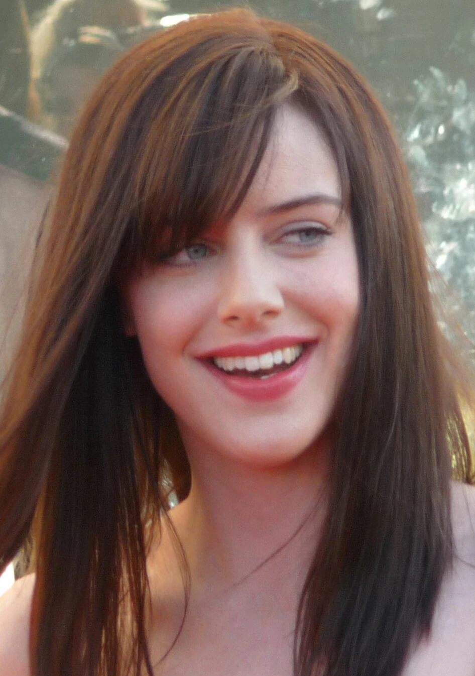 Michelle Ryan Net Worth: Estimate Sources and Income Breakdown