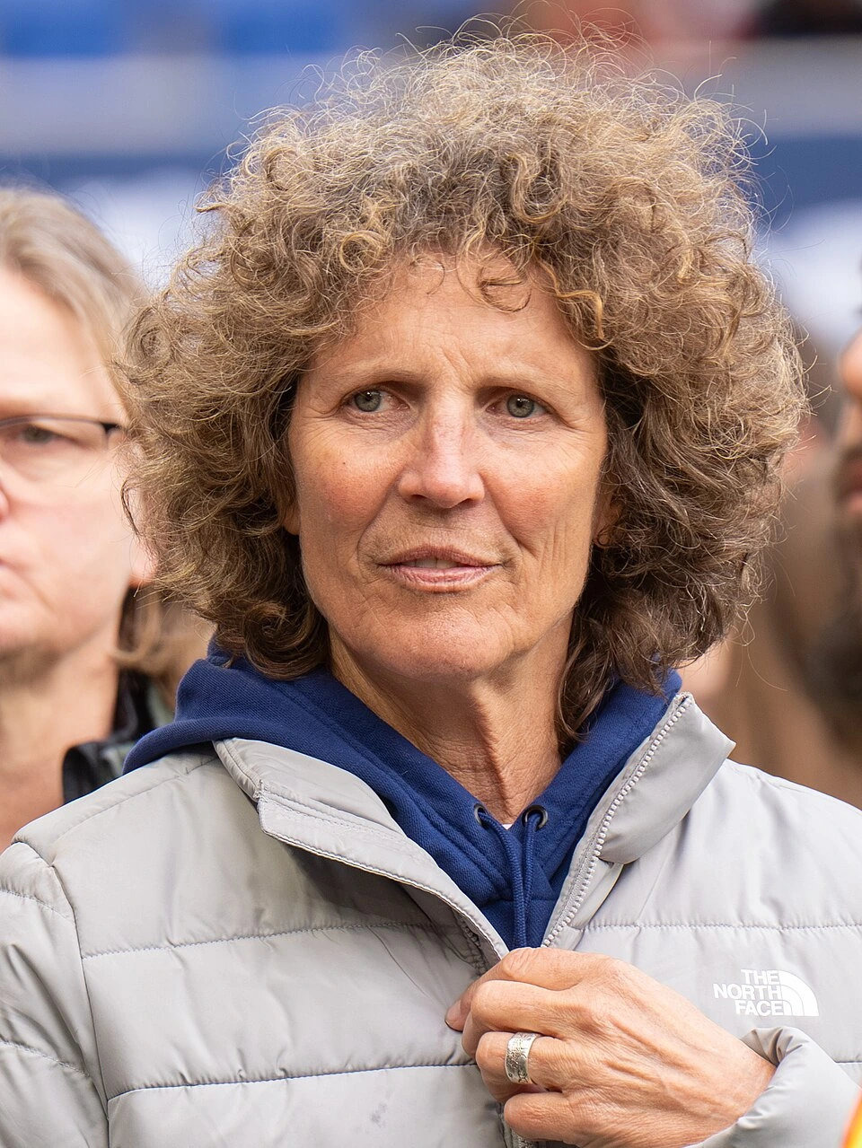Michelle Akers Net Worth: Estimate, Sources, and Updates